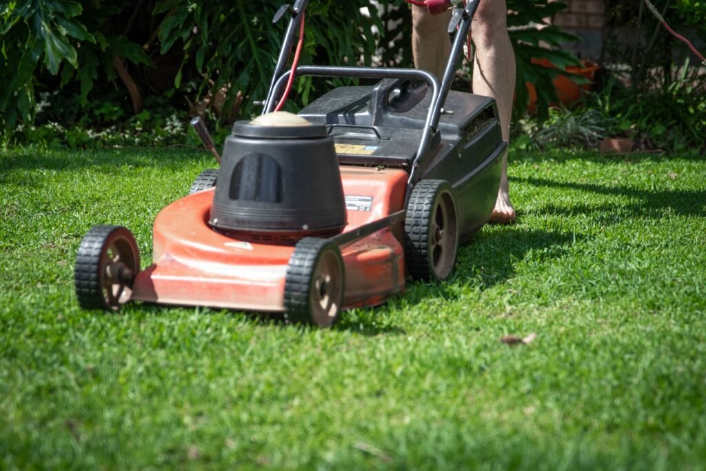 "GrassGurus"grassguruservices.com